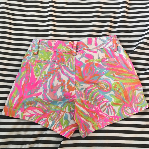 Lilly Pulitzer Shorts - Picture 4 of 4
